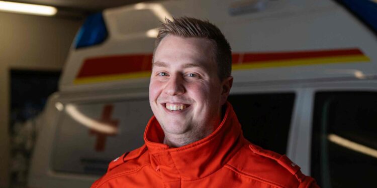 Dominik Neuwirth verbindet beim Roten Kreuz Helfen, Sinn und Gemeinschaft