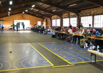 Erster Sieg in der Stockhalle Gschwandt-OÖ Landesmeisterschaft Union Gschwandt gegen ATSV Lenzing
