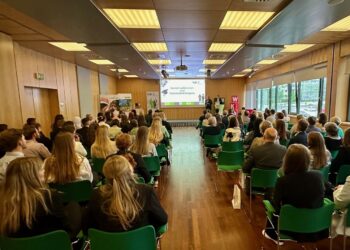 HAK Gmunden veranstaltete Diplomarbeitskongress in der WKO Gmunden