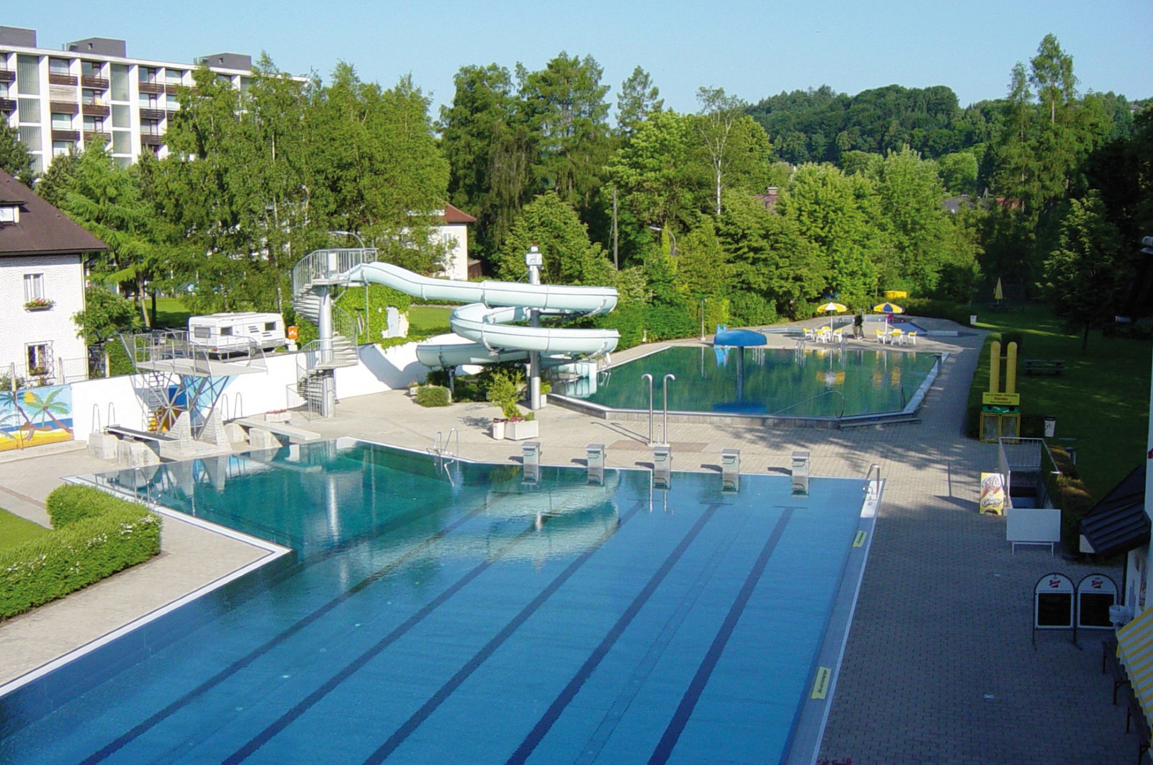 Parkbad-V-cklabruck-startet-in-die-neue-Saison