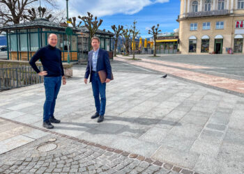 Stufen zwischen  Schubertplatz und Rathausplatz sind Geschichte