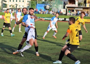 Nach klarem 4:0-Derbysieg: Erster Matchball für SV Gmundner Milch am kommenden Freitag