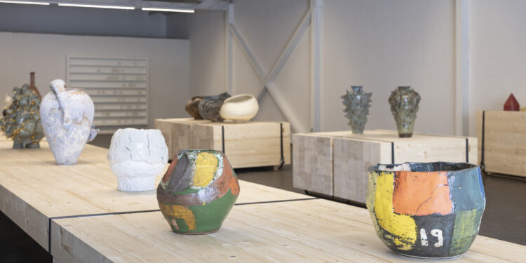 Internationale Keramikkonferenz im Seeschloss Ort