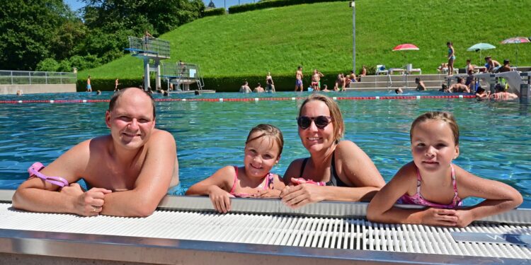 Saisonstart im Freibad Laakirchen
