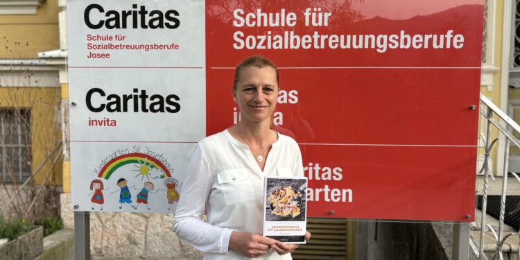 Krimiautorin bereichert das Team an der Caritas-Schule Josee