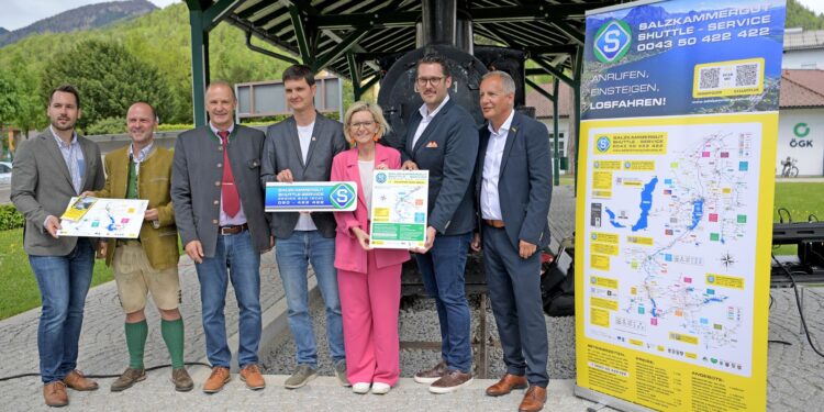 Salzkammergut Shuttle-Service in Betrieb genommen