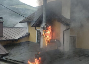Großeinsatz bei Brand in Ebenseer Gasthaus