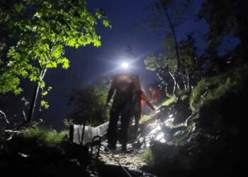 Bergrettungseinsatz während Gewitterfront am Traunstein