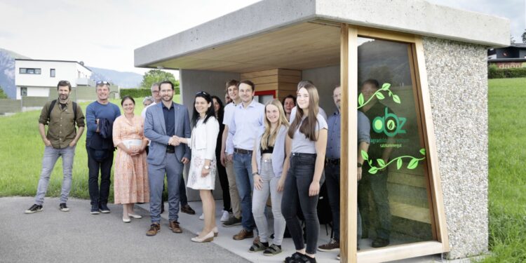 Eröffnung des Haltestellenumbaus in Altmünster