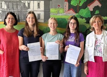 Auszeichnung mit Stopmotion-Kurz-Film im Rahmen des Kunstunterrichtes beim Projekt Europa