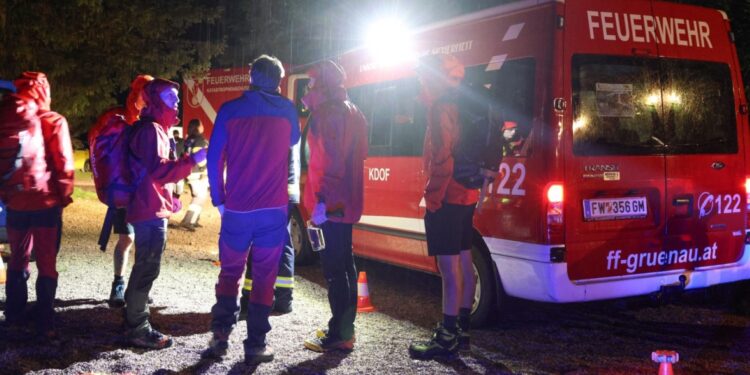Suchaktion nach vermisster Bergwanderin in Grünau im Almtal