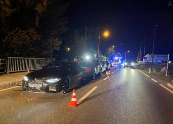 Auffahrunfall mit vier Fahrzeugen