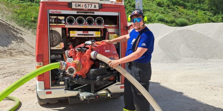 Wasserbeförderung über längere Wegstrecken – Ausbildungstag in Pfandl