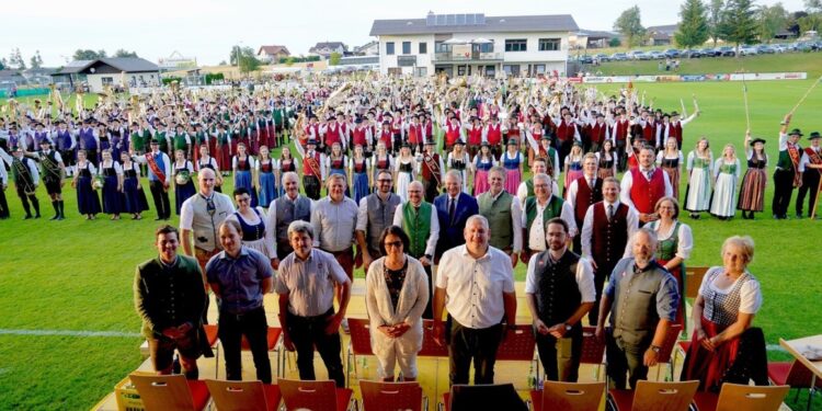 Musik verbindet Menschen – Bezirks Musikfest Gschwandt