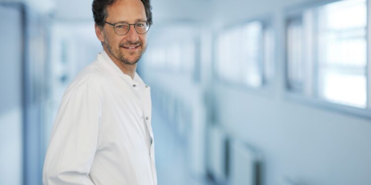 Dr. Helge Brandmeier ist neuer Primarius der Frauenheilkunde und Geburtshilfe am Salzkammergut Klinikum Vöcklabruck