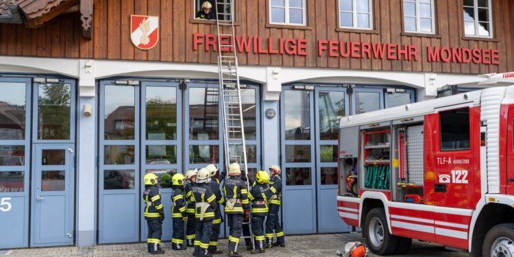 Truppmann-Ausbildung: 47 neue Feuerwehrmänner und Feuerwehrfrauen ausgebildet