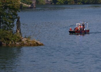 Taucher im Traunsee bei Traunkirchen vermisst