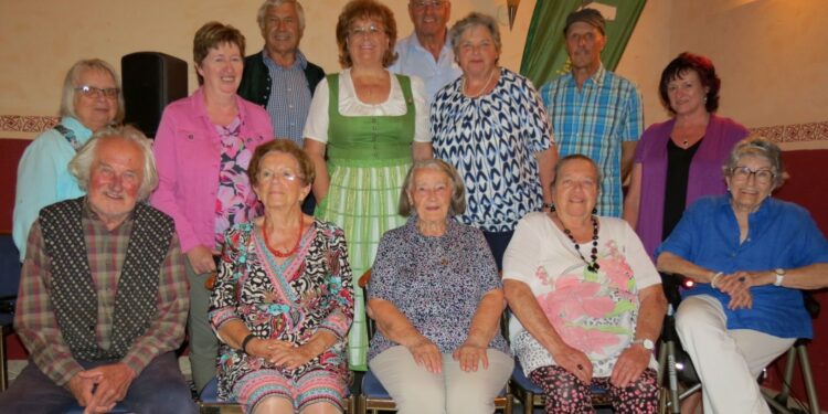 Der Hausruckviertler Mundartkreis in Wolfsegg