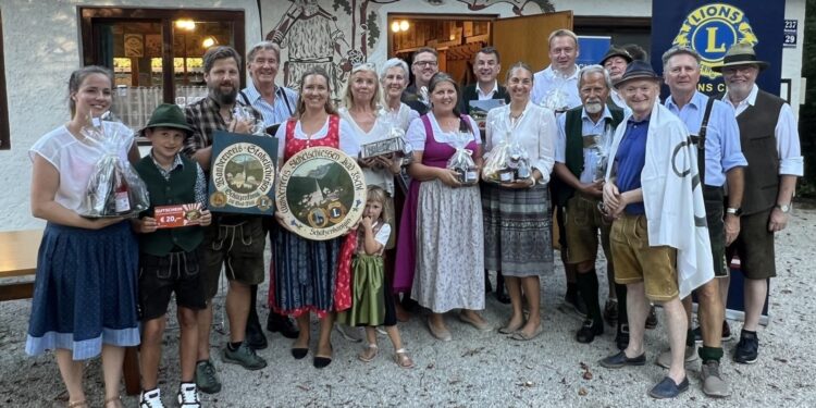 Lions trafen sich zum Armbrustschießen