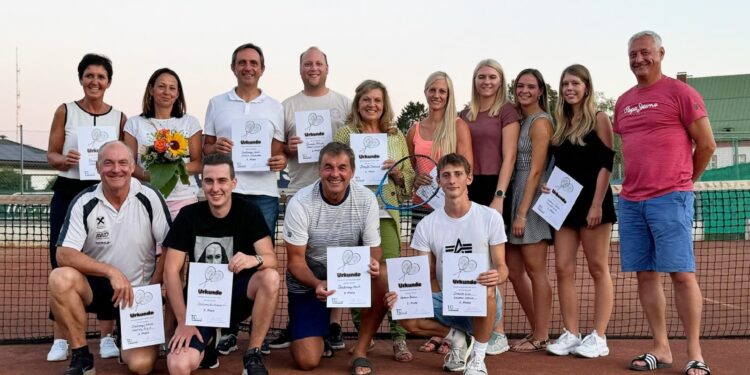 Spannender Saisonabschluss beim Tennisclub Frankenburg