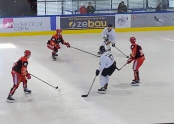 4:0 Erfolg beim ersten Testspiel der UEHV Cam4Dent Sharks
