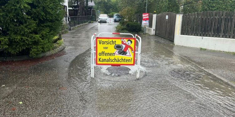 Angespannte Situation nach tagelangem intensiven Regen in Oberösterreich