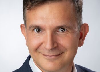 Assoc. Prof. Priv.-Doz. Dr. Joannis Panotopoulos wird neuer Primarius der Orthopädie am Salzkammergut Klinikum Gmunden