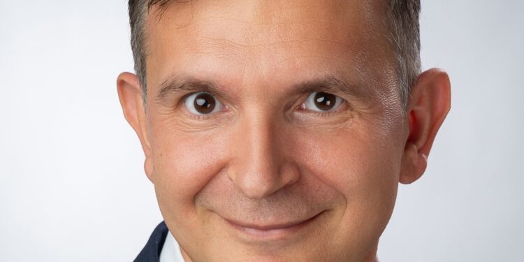Assoc. Prof. Priv.-Doz. Dr. Joannis Panotopoulos wird neuer Primarius der Orthopädie am Salzkammergut Klinikum Gmunden