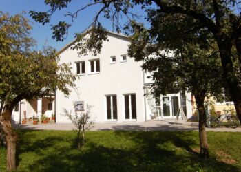 Der „Kultmarkt“ öffnet wieder: Pinsdorfer Pfarrflohmarkt feiert „halbrunden“ Geburtstag