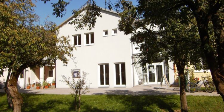 Der „Kultmarkt“ öffnet wieder: Pinsdorfer Pfarrflohmarkt feiert „halbrunden“ Geburtstag