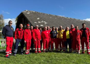 Herbst-Tauchübung der Österreichischen Wasserrettung am Attersee