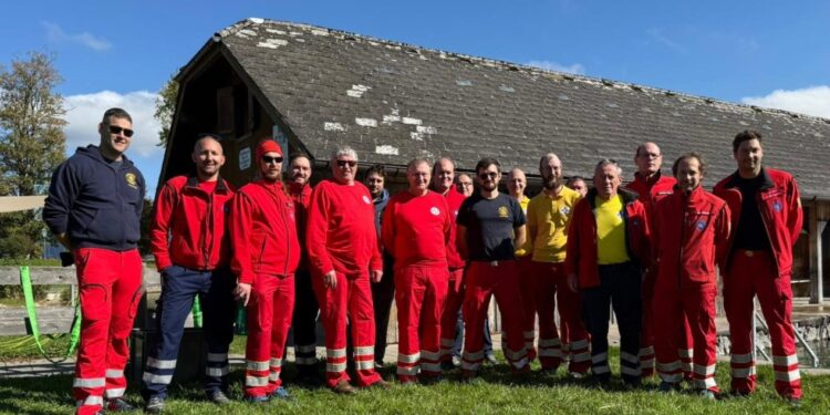 Herbst-Tauchübung der Österreichischen Wasserrettung am Attersee