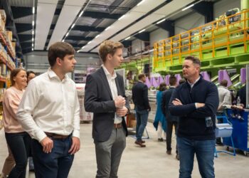 Hightech hautnah: Jungunternehmer zu Gast bei TETAN GmbH