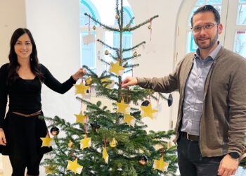 Wünsche erfüllen mit dem Weihnachtswunschbaum in Altmünster