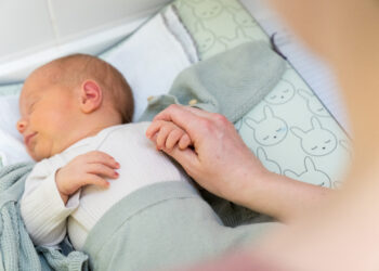 Geburtsvorbereitungskurse für Frauen und Paare sowie Informationsabend für werdende Eltern am Klinikum Vöcklabruck