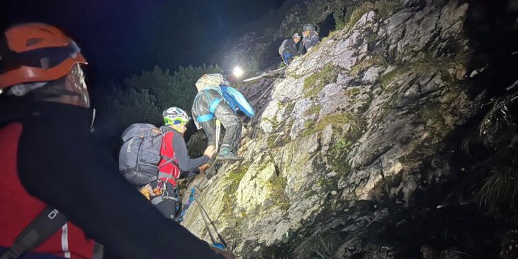 Rettungseinsatz am Donnerkogel: Ehepaar aus Klettersteig gerettet