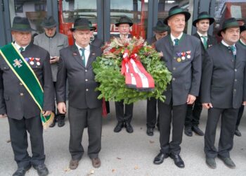 Wir gedenken unserer gefallenen und verstorbenen Kameraden beider Weltkriege