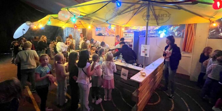 Erste Pfaffinger Kinderdisco sorgte für Begeisterung