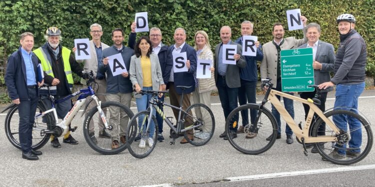 Neue Beschilderung der Radrouten im „Radstern Gmunden“ in Umsetzung