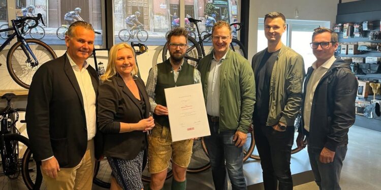 Ehrenurkunde für 15 Jahre „Salzkammergut Biker“