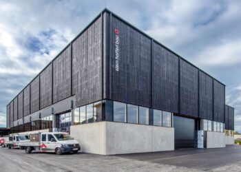 Stern & Hafferl Bau eröffnet hochmoderne Zimmereihalle