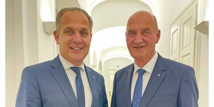 Neue Managementstruktur stärkt Pflege im Bezirk Vöcklabruck