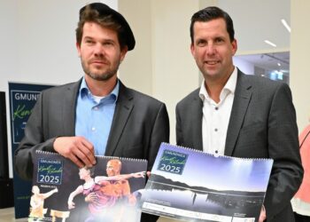 Charity und Kunst vereint – Gmundner Kunstkalender für den guten Zweck