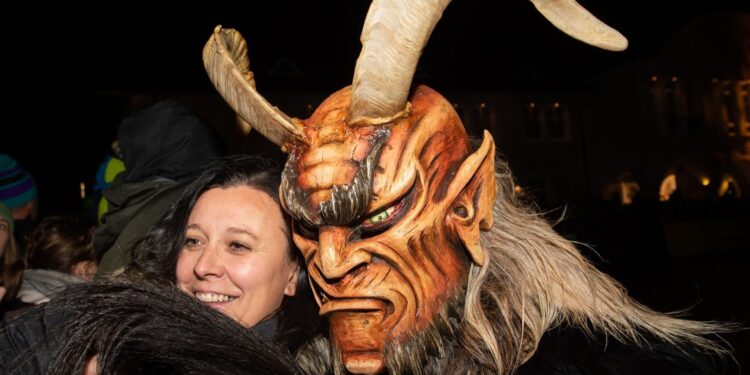 7. Krampus-Spektakel der Krippenstoana Bergteifön: