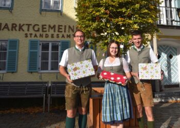 Altmünsterer Landjugend sammelt für Kinder in Not – Aktion „Christkindl aus der Schuhschachtel“