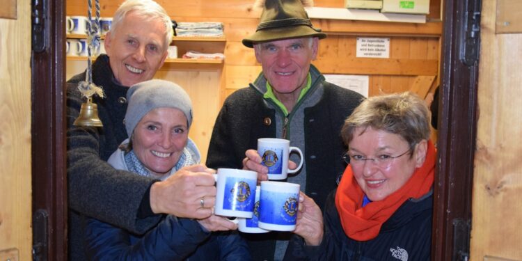 Ischler Lions Punschstandsaison beginnt