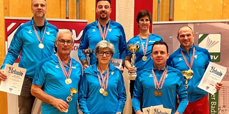 4 x Gold und gesamt 14 Medaillen an UBC Oldies