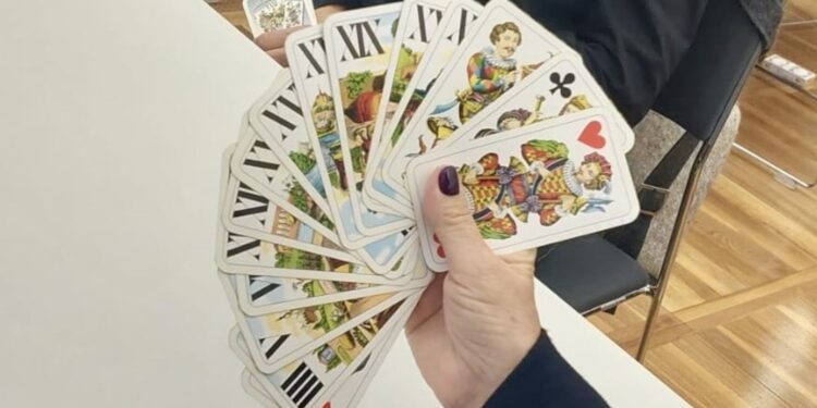 Tarockspielen lernen an der HAK Bad Ischl
