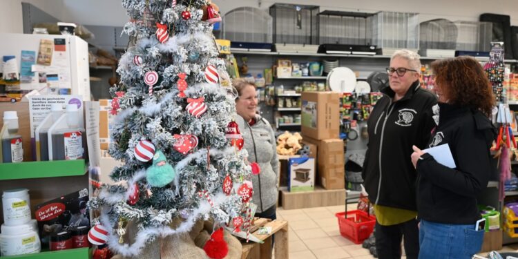 Weihnachten für Tiere – Zoo Schiemel in Pinsdorf sammelt für Wildtiere in Not