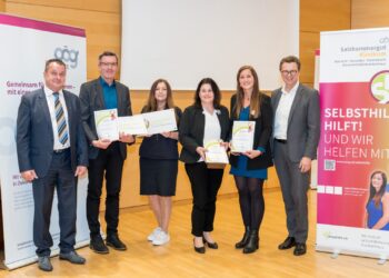 Ein Gewinn für alle Beteiligten! Salzkammergut Klinikum erstmals mit Selbsthilfe-Gütesiegel ausgezeichnet